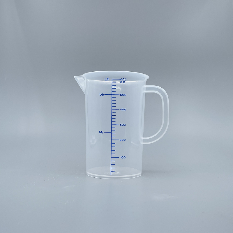 量杯 藍字有柄 LM  600ml