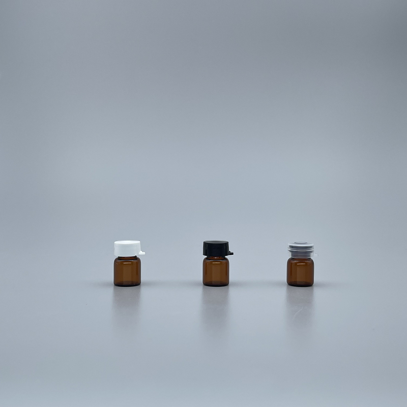玻璃瓶 1.5cc 茶色+黑色外套蓋 15x22.5mm