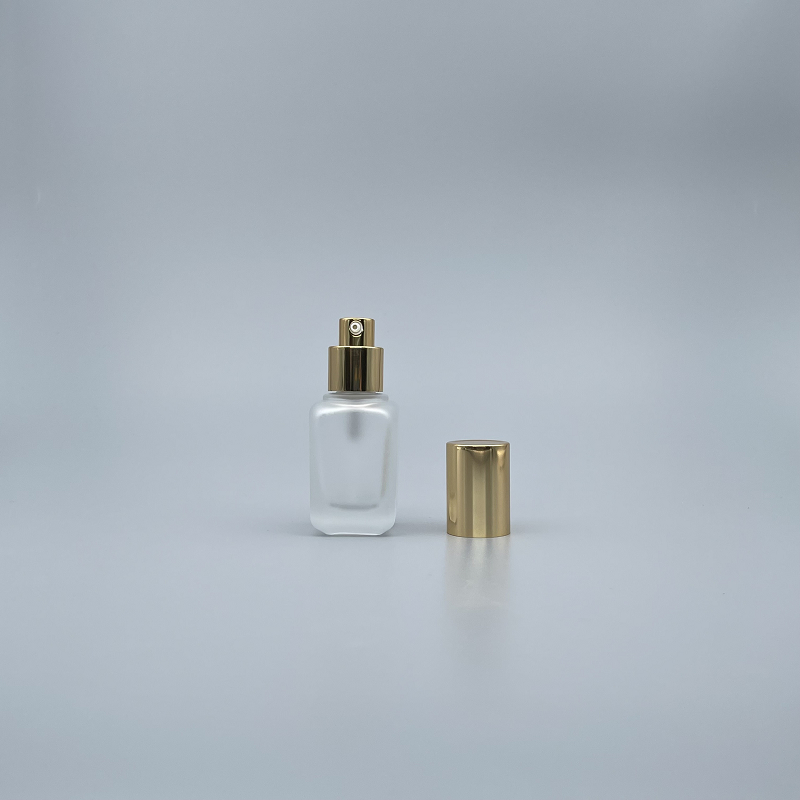 四角型 壓瓶 毛玻金蓋 30ml L-0301