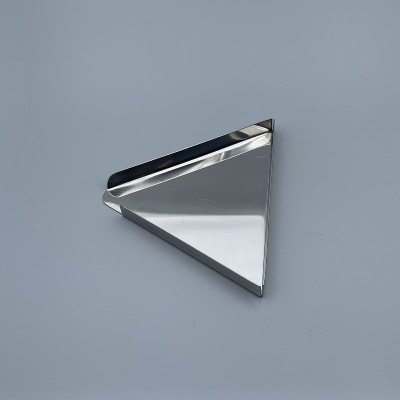 白鐵數藥盤 (三角) 15CM