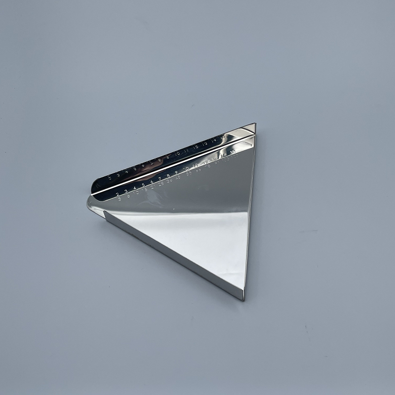 白鐵數藥盤 (三角) 15CM 刻字