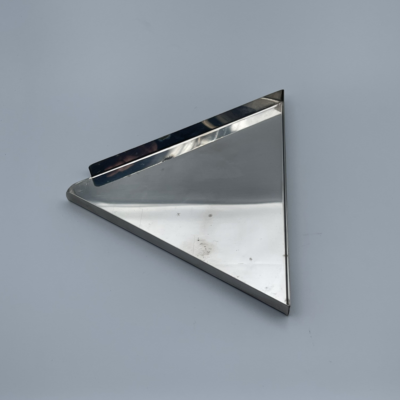 白鐵數藥盤 (三角) 20CM