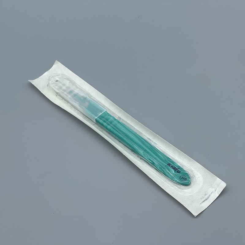 手術刀 10#附塑膠柄 拋棄式