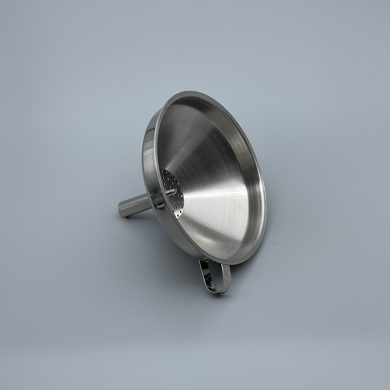 漏斗 白鐵附濾網 15cm