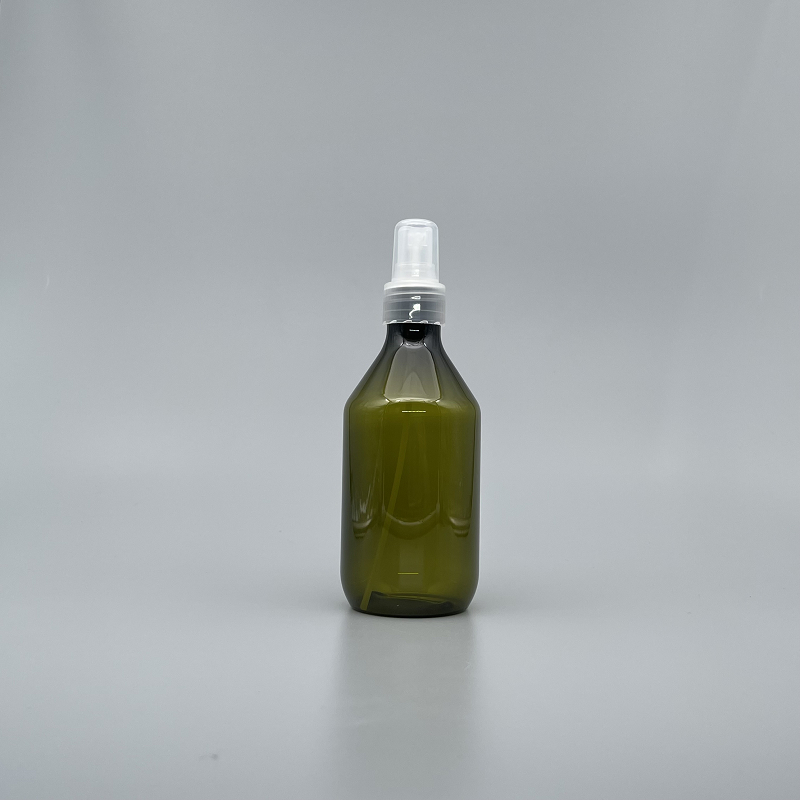 噴瓶 PETG 橄欖綠斜肩瓶 250ml 本色噴頭 ZY-010 噴瓶 PETG 橄欖綠斜肩瓶 250ml 本色噴頭 ZY-010