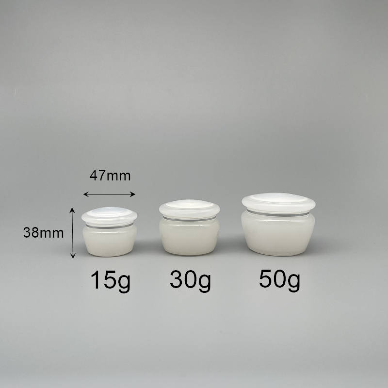 面霜盒 PP料 15g 附內塞瓶蓋滾邊 CP-0015