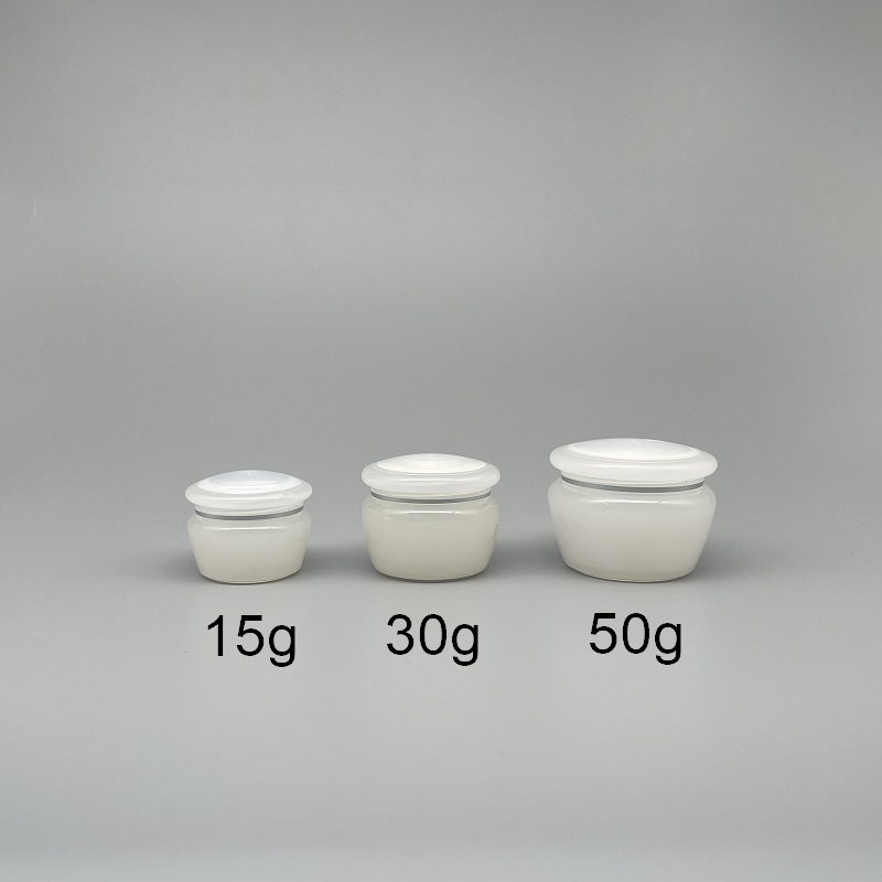面霜盒 PP料 50g 附內塞瓶蓋滾邊 CP-0050