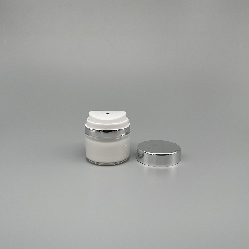 真空面霜盒 30g 銀蓋/珍珠色身